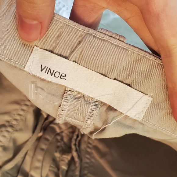 Vince. Lightly Used Casual Dune Wash Fatigue Style Shorts Cut 8658 Size 26 - Picture 8 of 12